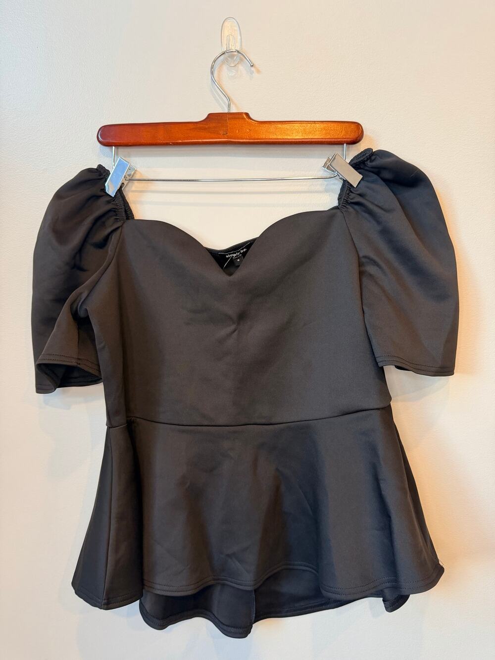 NWT Simply Be Black Sweetheart Neck Puff Sleeve Peplum Top Size UK 16 US 12